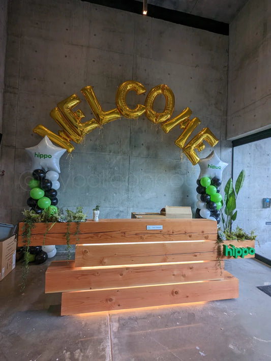 Welcome Single Line Arch w/ Custom Columns